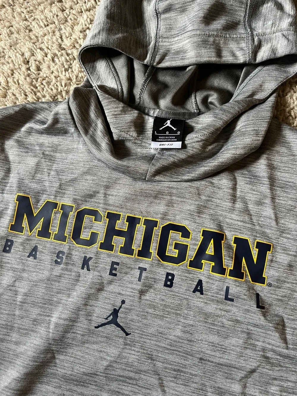 Jordan Michigan Basketball Lightweight Heather Gray Hoodie